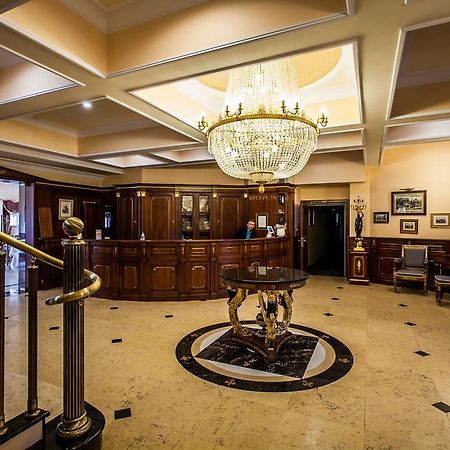 טרנובסקי גאורי Hotel Na Podzamczu מראה חיצוני תמונה