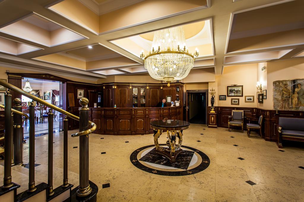 טרנובסקי גאורי Hotel Na Podzamczu מראה חיצוני תמונה