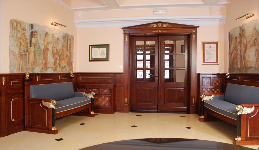 טרנובסקי גאורי Hotel Na Podzamczu מראה חיצוני תמונה