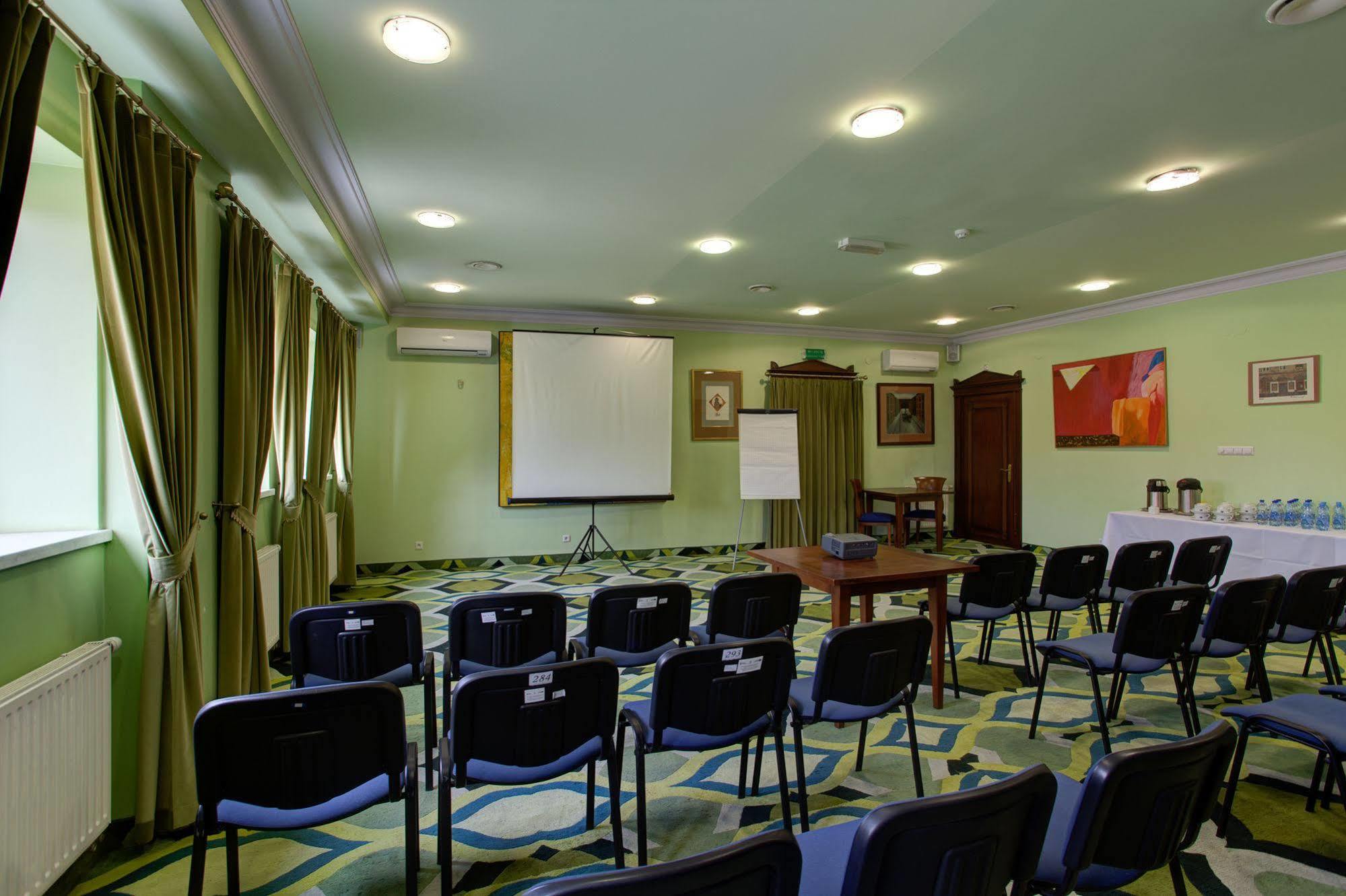 טרנובסקי גאורי Hotel Na Podzamczu מראה חיצוני תמונה