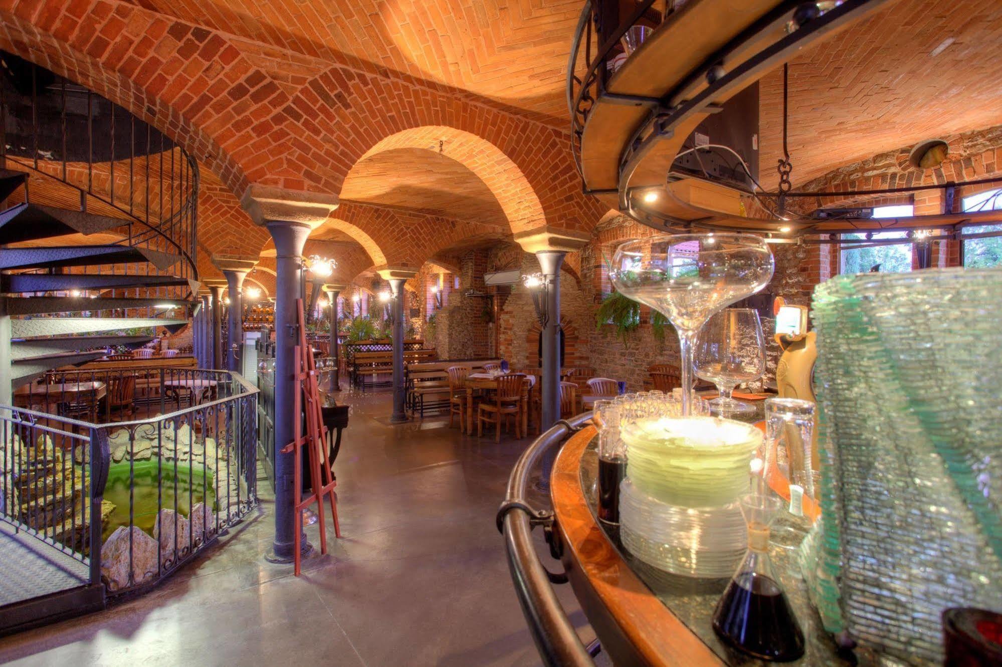 טרנובסקי גאורי Hotel Na Podzamczu מראה חיצוני תמונה